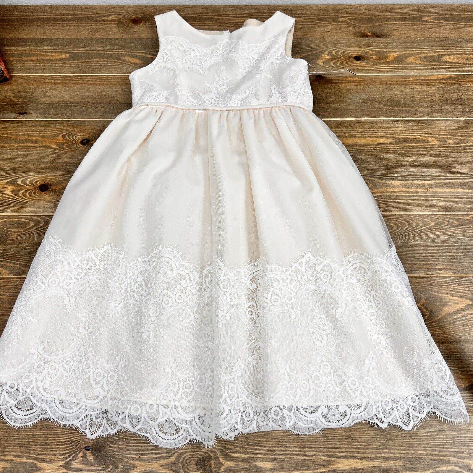 David's Bridal lace accented Flower Girl Dress Size 8 Ivory Champagne