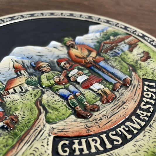 VINTAGE SCHMID LIMITED FIRST EDITION THE BAVARIAN CHRISTMAS PLATE 1971