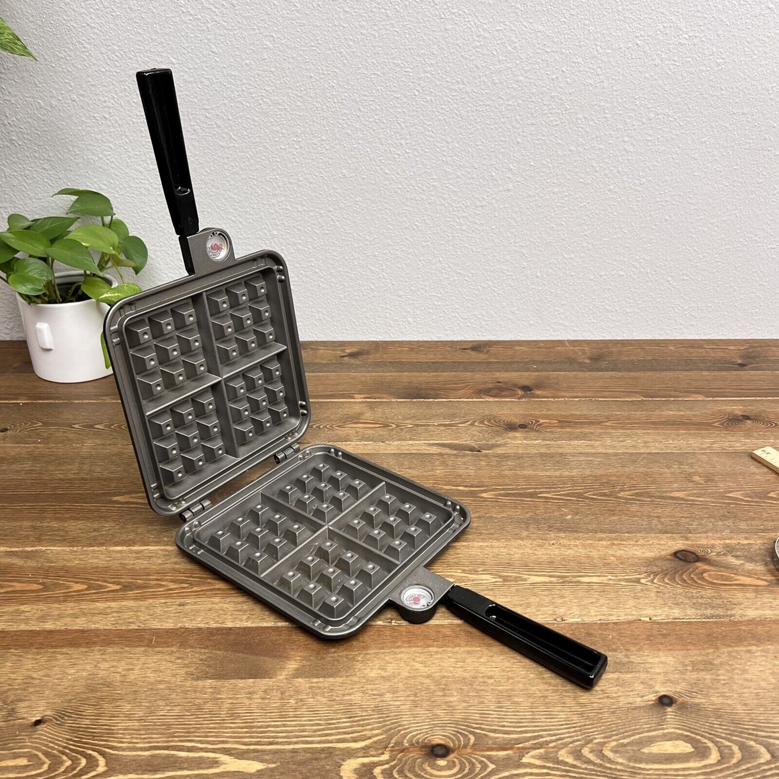 Vintage Nordic Ware Belgian Waffler Stove Top Camping Waffle Aluminum USA