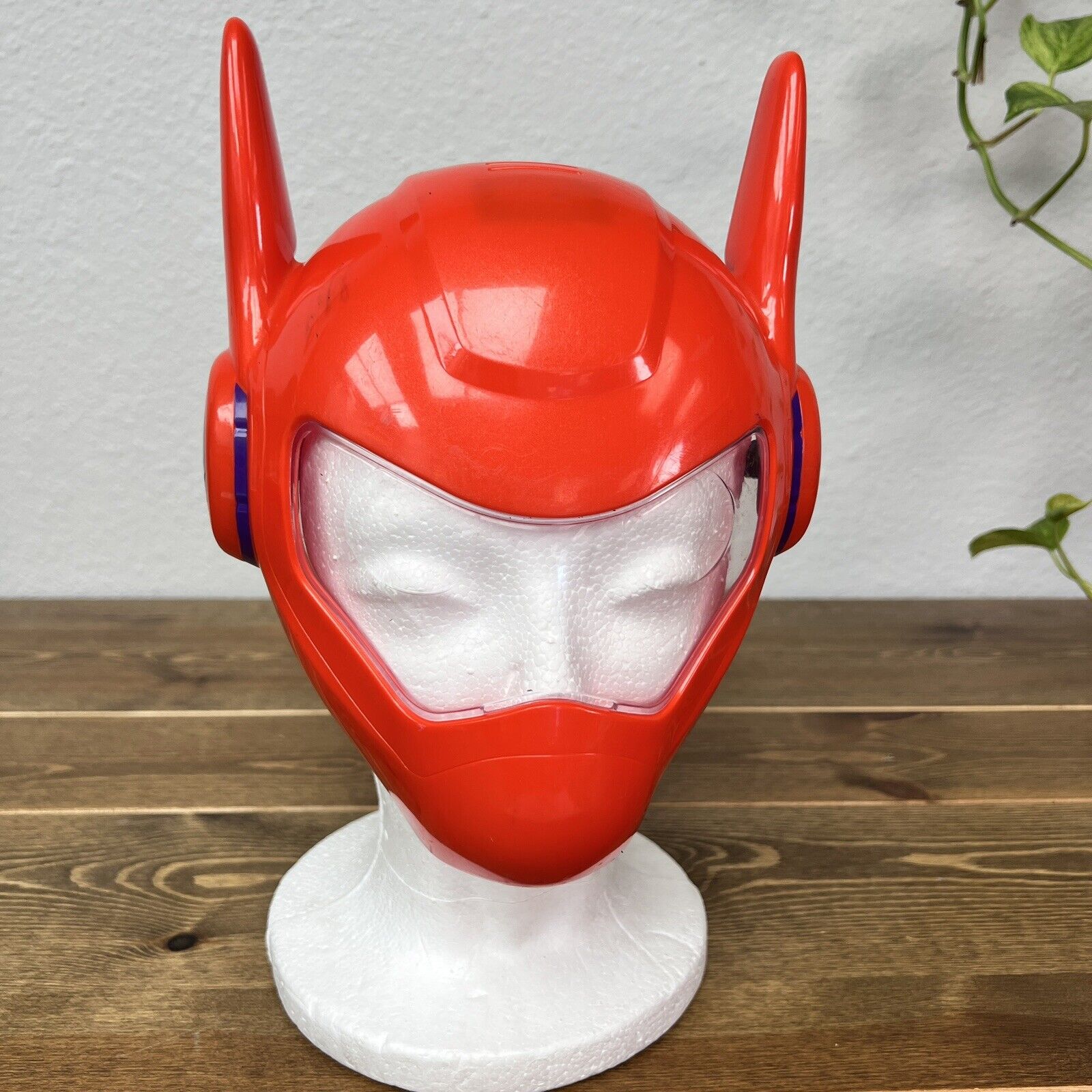 2014 Disney  Big Hero 6  BAYMAX  Kids Red Face Mask Only