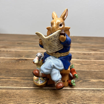 Peter Rabbit Porcelain Hinged Trinket Box Jewelry box Easter Home Decor