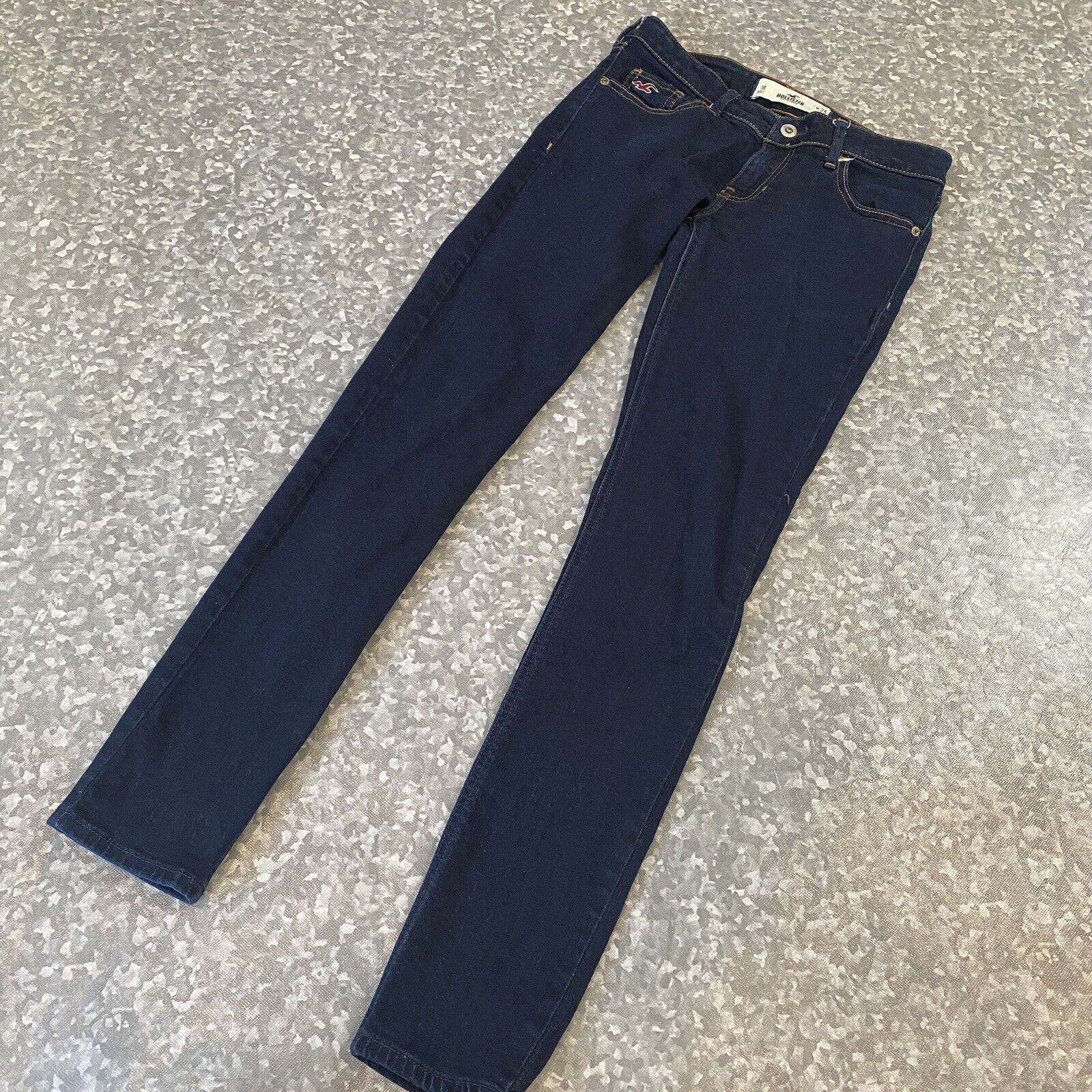 Hollister Skinny Jeans Dark Wash Size 1R W25 L31