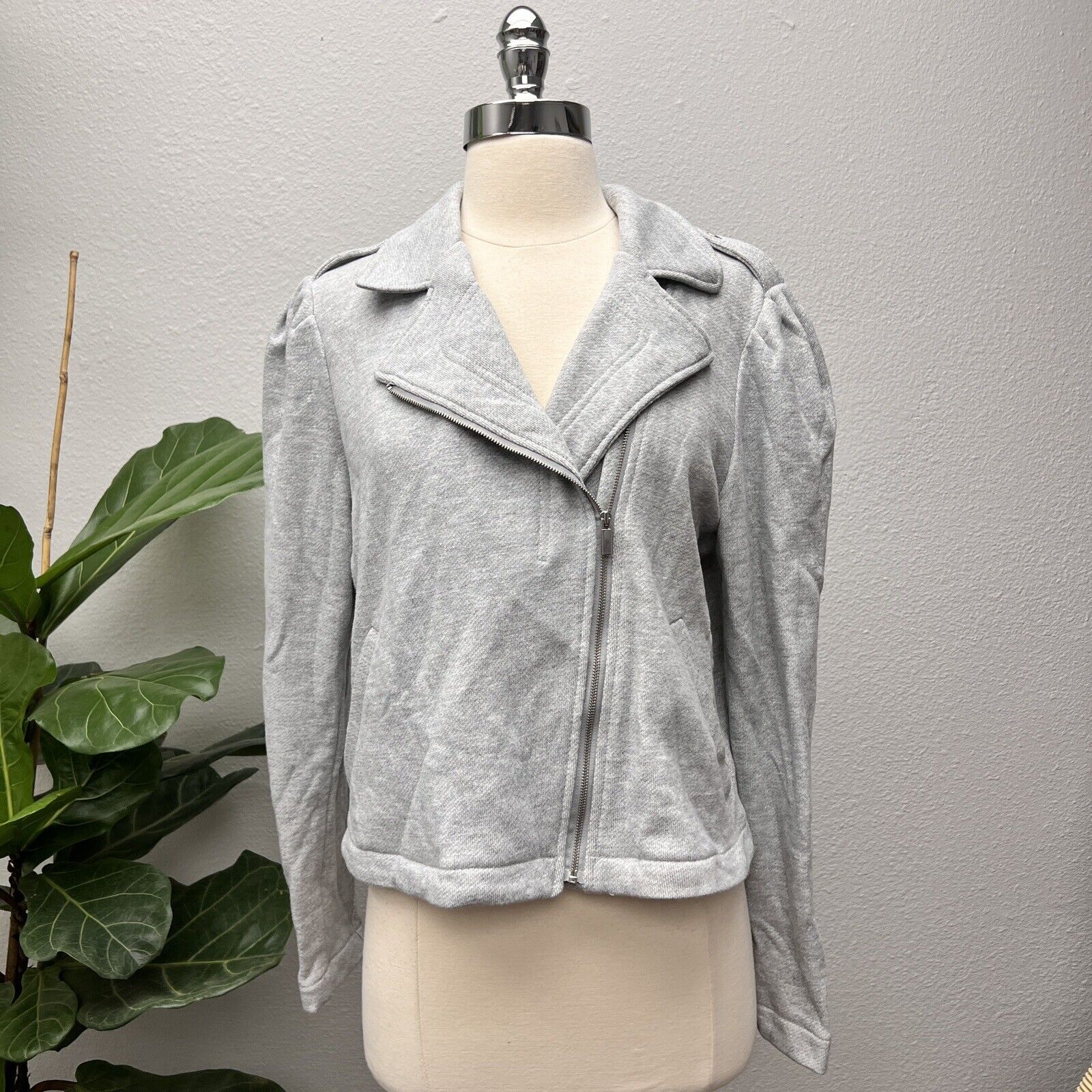 LC Lauren Conrad Gray Cropped Moto Sweatshirt Jacket Size Large