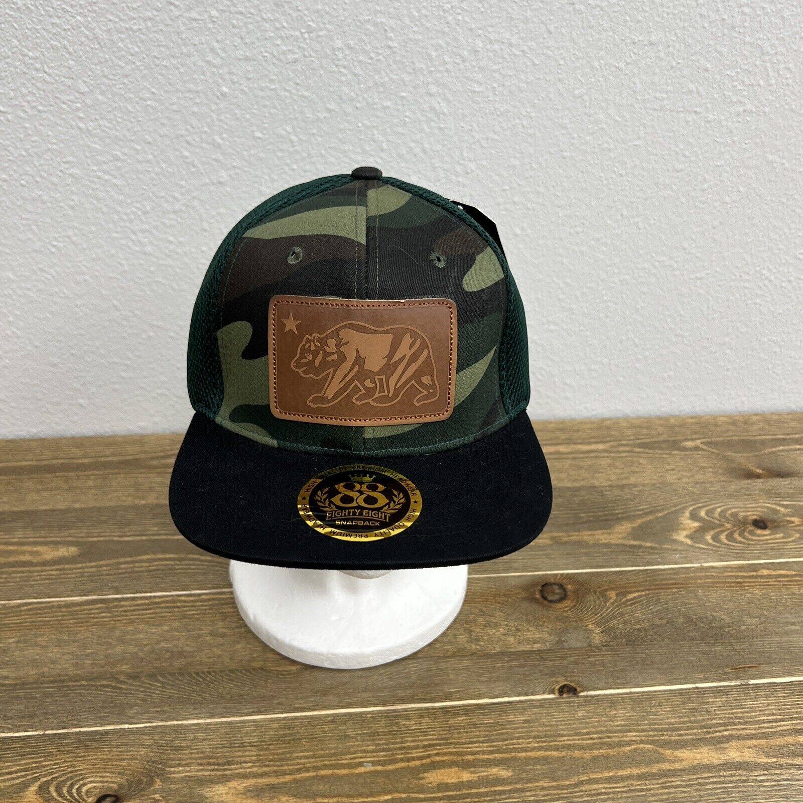 California Republic Bear Cap Hat Green Snapback Adjustable Flat