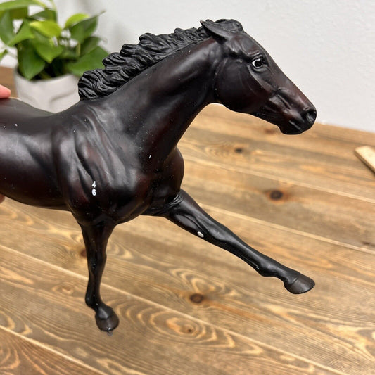 Breyer Horse Figurine Black Caviar 2013 Retired Model