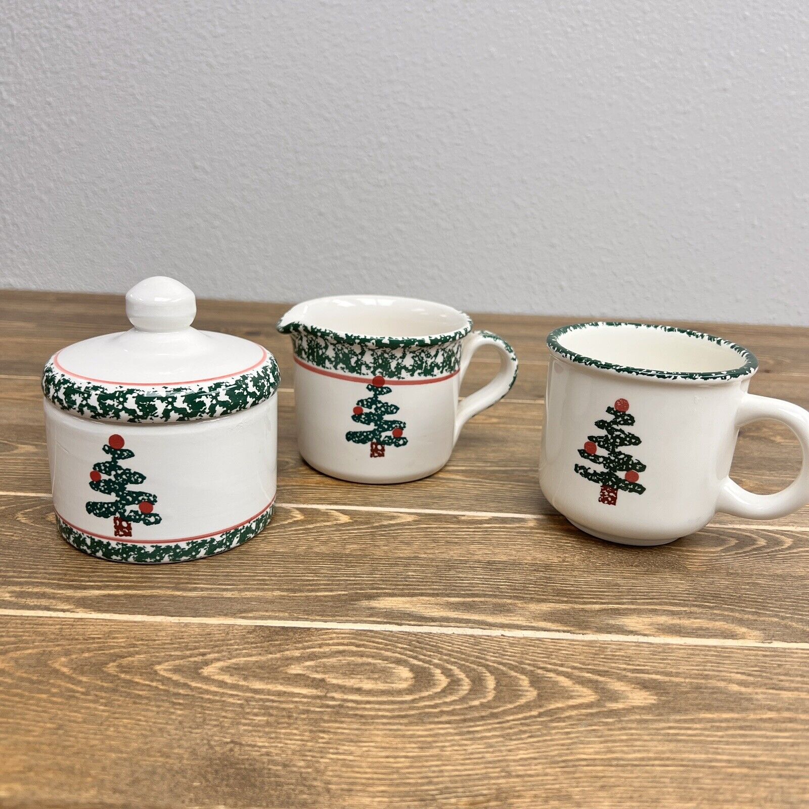 Furio Christmas Tree  Sponge Art  Sugar Bowl with Lid, Creamer  Italy & 1 mug