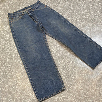 Levis 550 Jeans Mens 33-30 All Cotton Denim High Rise Straight Legs