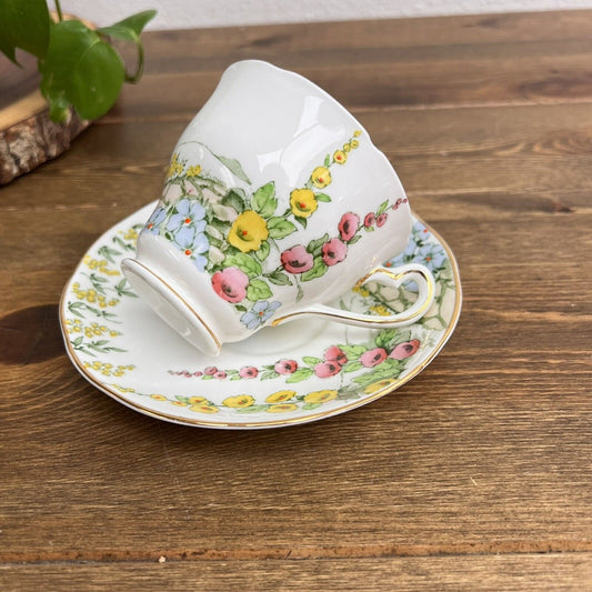 Salisbury England Gladiolus Teacup Burgundy Yellow, Pink, Blue Florals Vintage