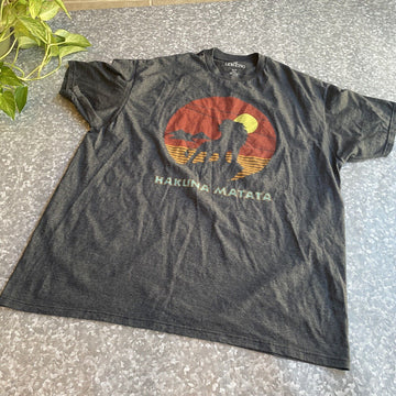 Disney Lion King Hakuna Matata Pride Rock T-Shirt Men's Size 2xl