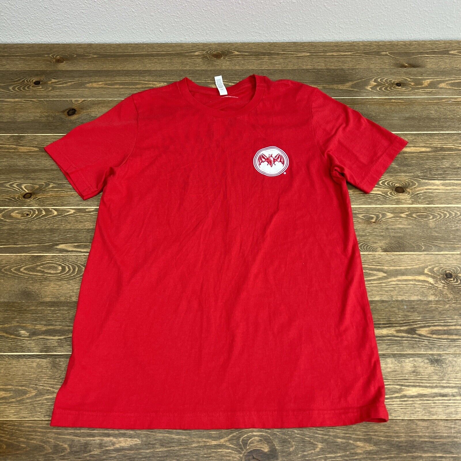 Gildan Softstyle Men Size L Red Bacardi Bat T Shirt Short Sleeve