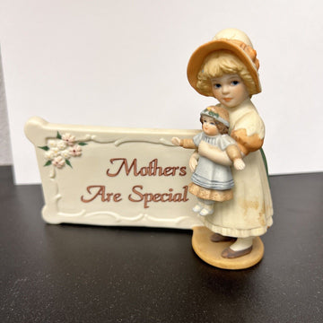 Mandy “Mothers are special” Plaque by Jan Hagara Porcelain Figurine