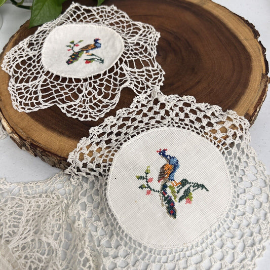 Vintage Doilies Needlepoint Peacocks Birds White Blue Red Circles Set Of 7