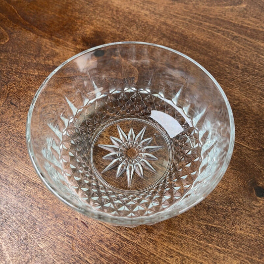 Arcoroc Diamant Dessert Glass Bowls Starburst Made in France Clear