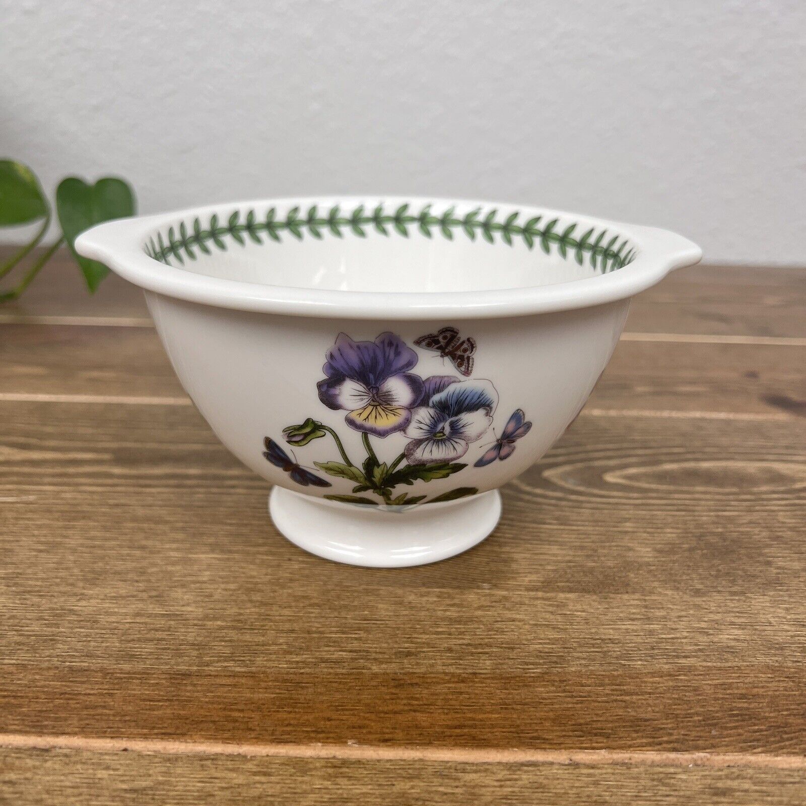 Portmeirion Botanic Garden Viola Hybrida Pansy Small Mixing Bowl