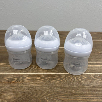 NEW Philips Avent Natural Bottles 4 oz Set Of 3