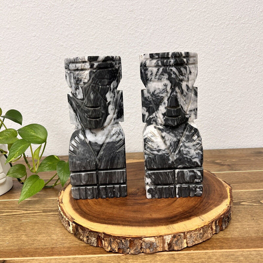 Pair of Hand Carved Black Marble Onyx Stone Bookends Aztec Mayan Mexico Vintage