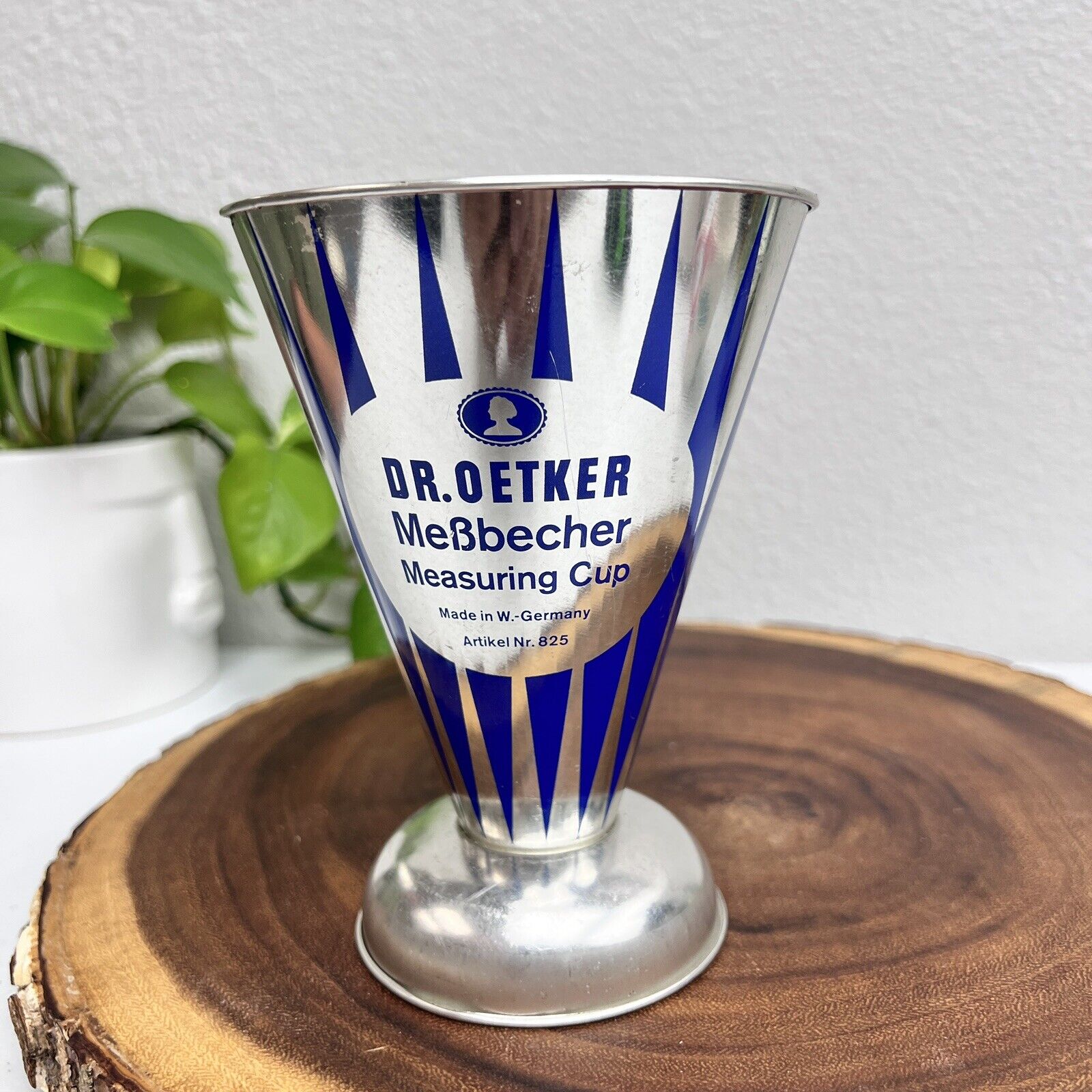 Vintage Dr. Oetker Measuring Cup German English Metal MeBbecher