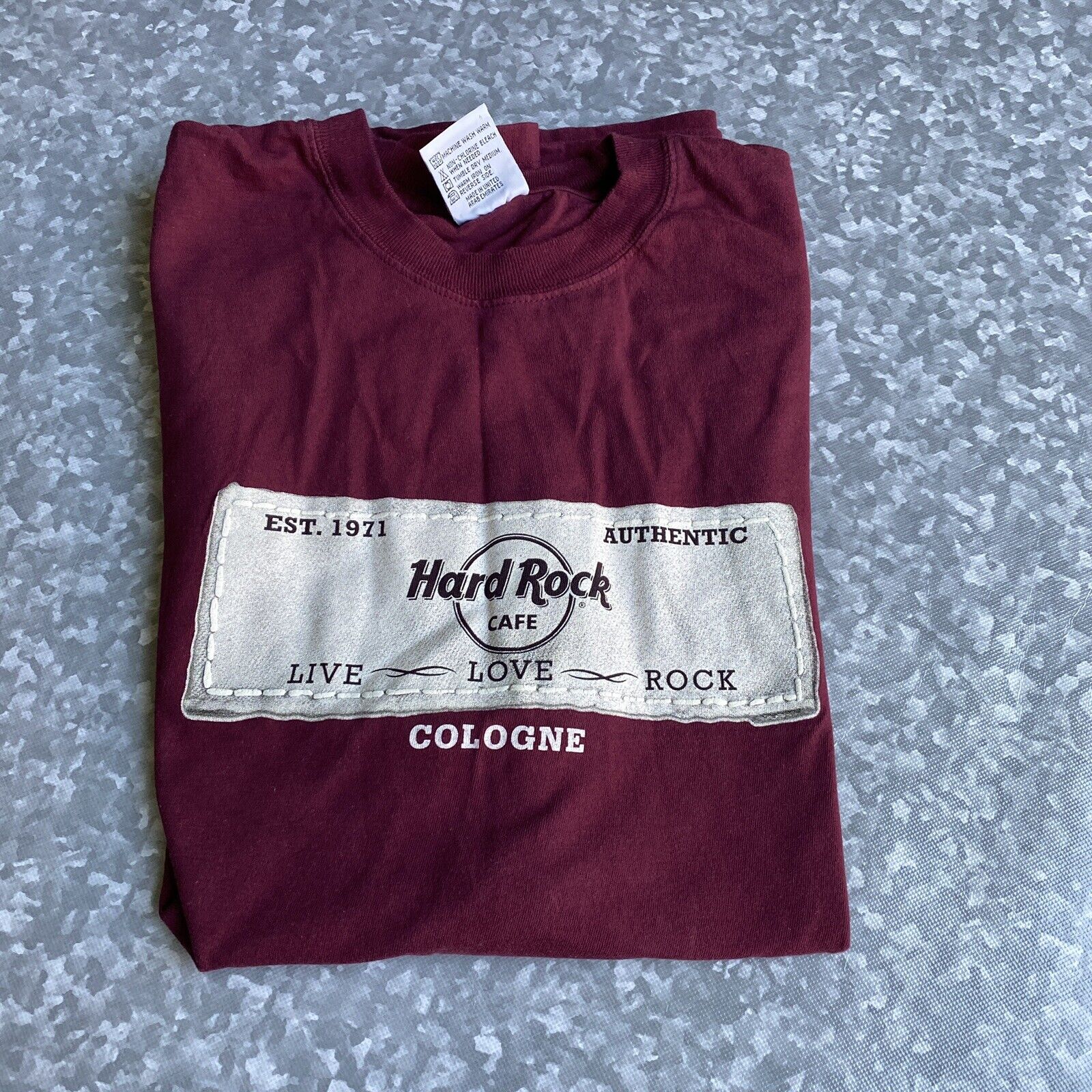 Hard Rock Cafe Cologne Short Sleeve Maroon Red T-Shirt Size XLarge