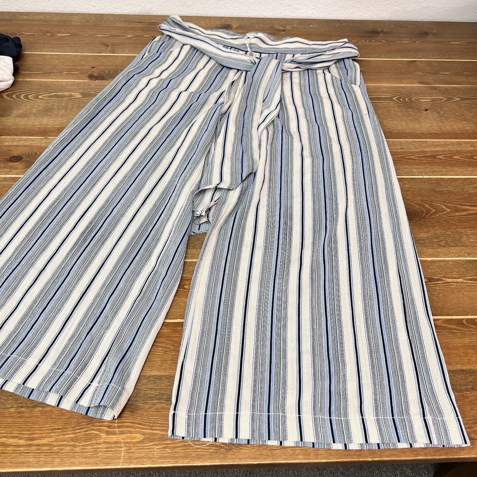 Max Studio NWT Multicolored Stripes Pants Large Retails at $78