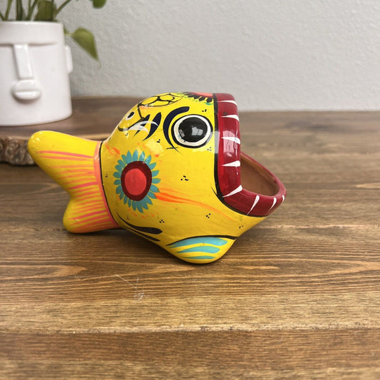 Talavera Wide Mouth Fish Mexican Pottery Hand Painted Folk Art  Sponge Holder