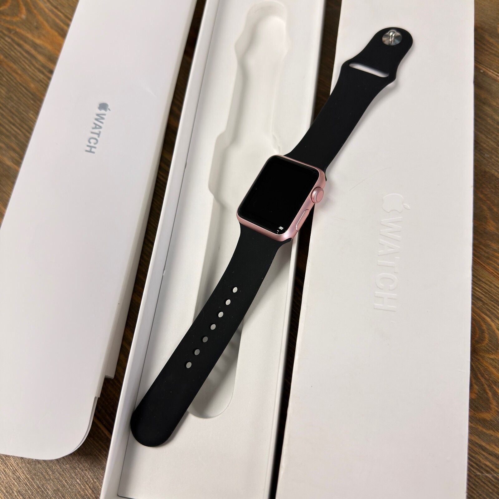 Apple Watch Series 1 8GB Rose Gold Pink Aluminum 38mm w/ Box, Charging A1802