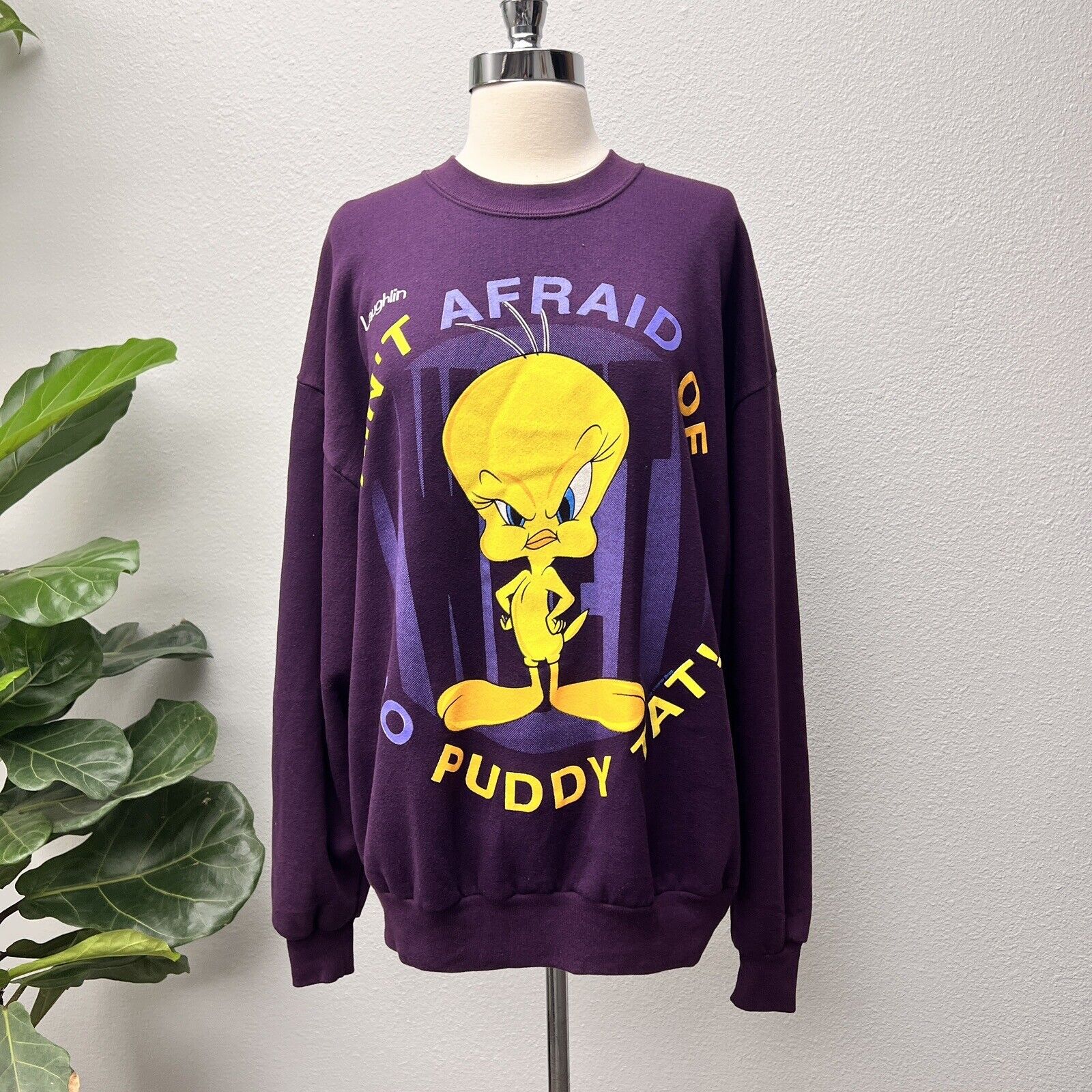 Tweety Bird Looney Tunes Purple Sweatshirt 1996 Ain't Afraid of No Puddy