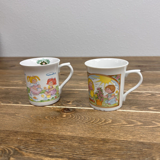 VINTAGE 1984 EDITION CABBAGE PATCH KIDS COFFEE CUP MUG Set Of 2