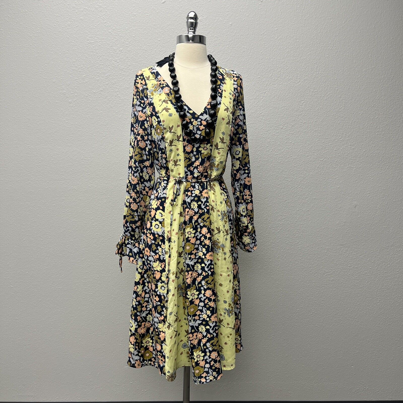 NWT ModCloth Women's Unique Persona Midi Dress - Multi - Size 6