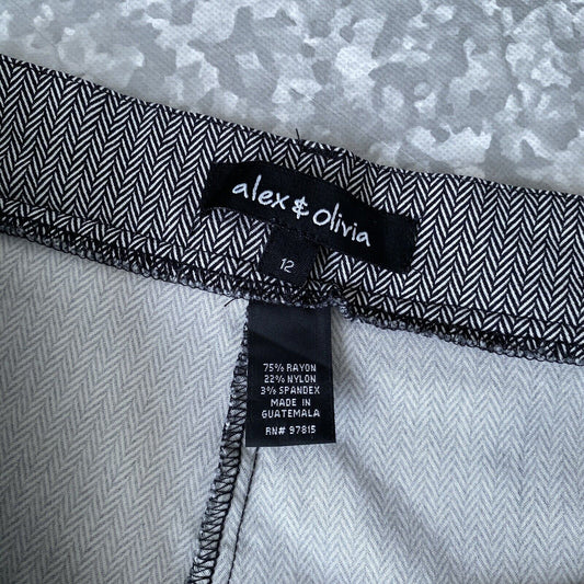 Alex & Olivia Womens Size 12 Gray Capri Work Career Dress Pants