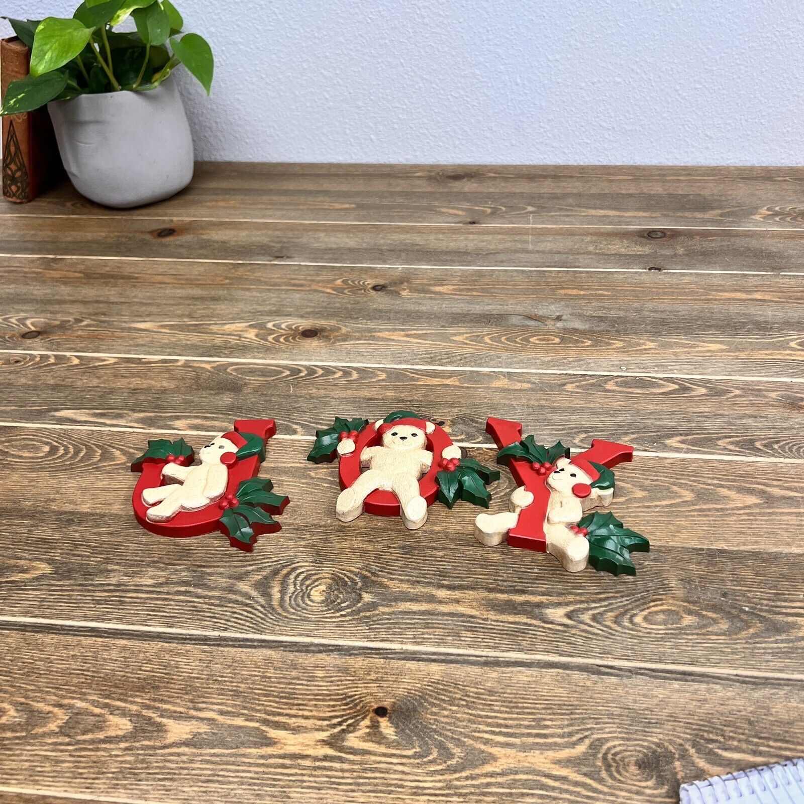 Vintage Homco Christmas Bears Wall Hanging Joy Letters