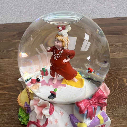 FAO Schwartz Eloise Opening Presents Snowglobe Vintage