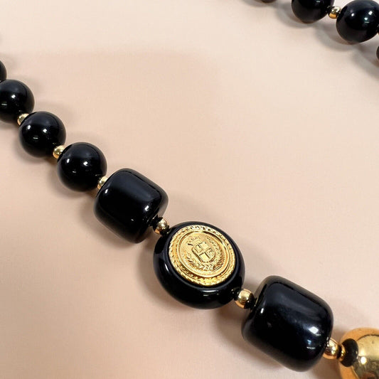 Liz Claiborne Signed Gold Crest Logo Graduated Black Lucite Beads Necklace