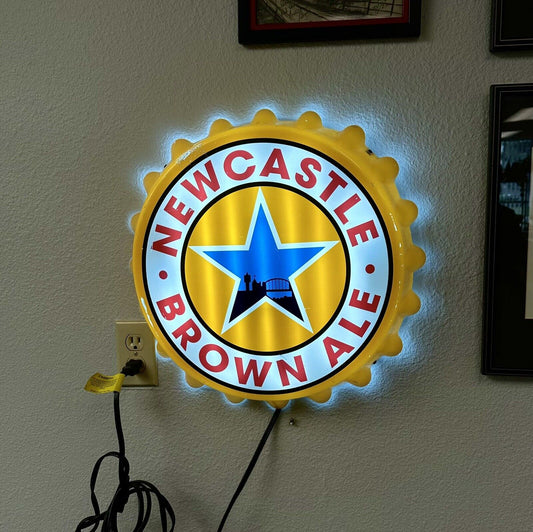 Rare Newcastle Beer Bottle Cap Lighted Bar Sign 17” w/ Pull String Neon Light