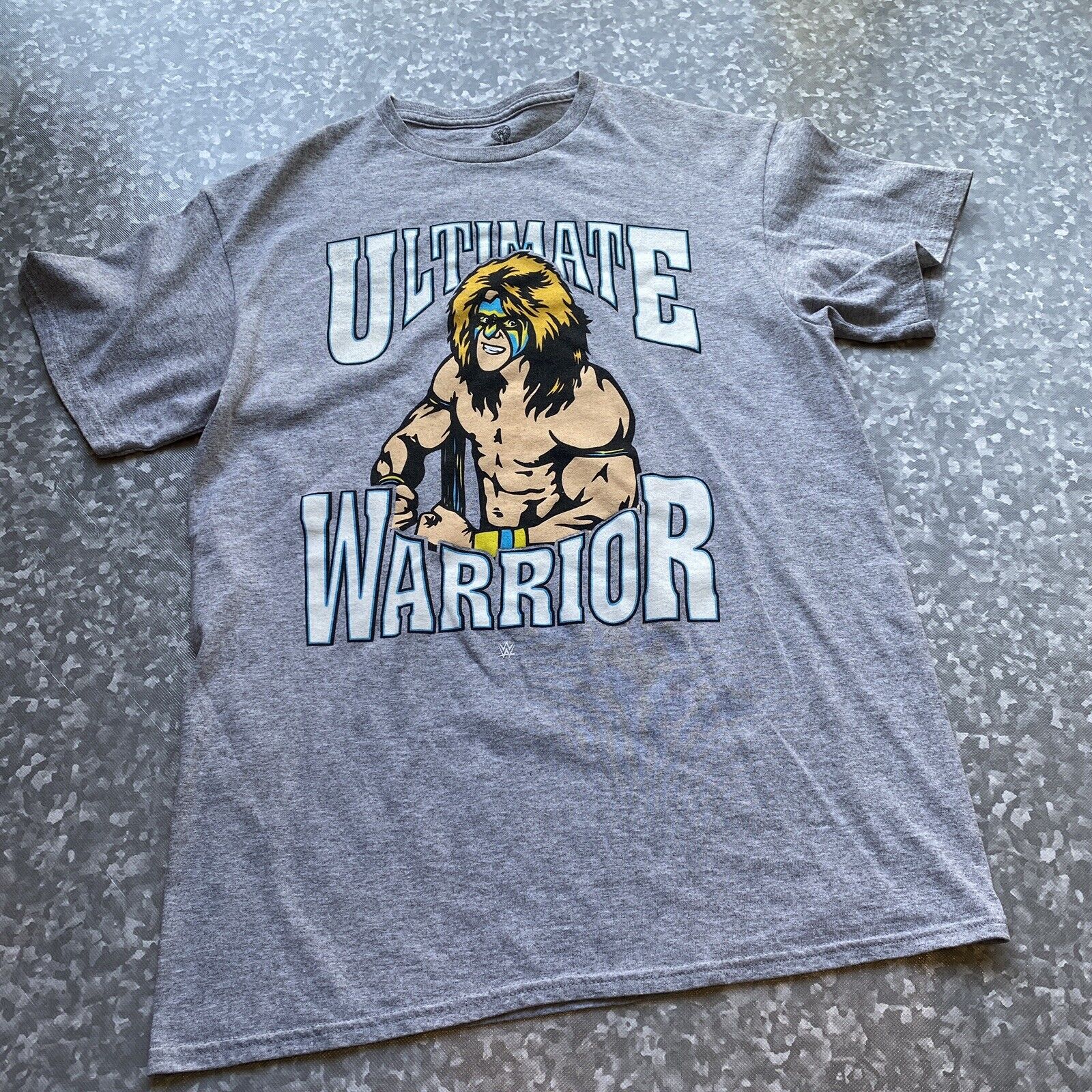 WWE 2016 Ultimate Warrior T-Shirt Size Medium Gray