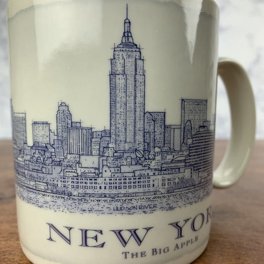 New York The Big Apple 2011 Starbucks Mug