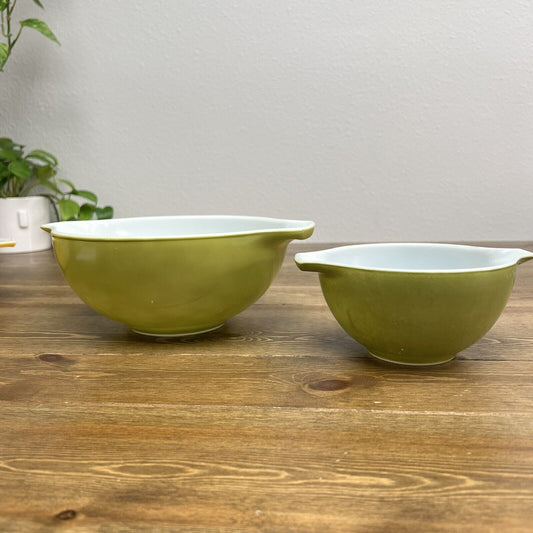 Vintage Pyrex Avocado Green Cinderella Nesting Mixing Bowls 441 & 443 Set Of 2