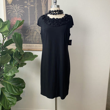 Just Taylor Womens Size 12 Black Dress Flower Ruffle Collar Sleeveless