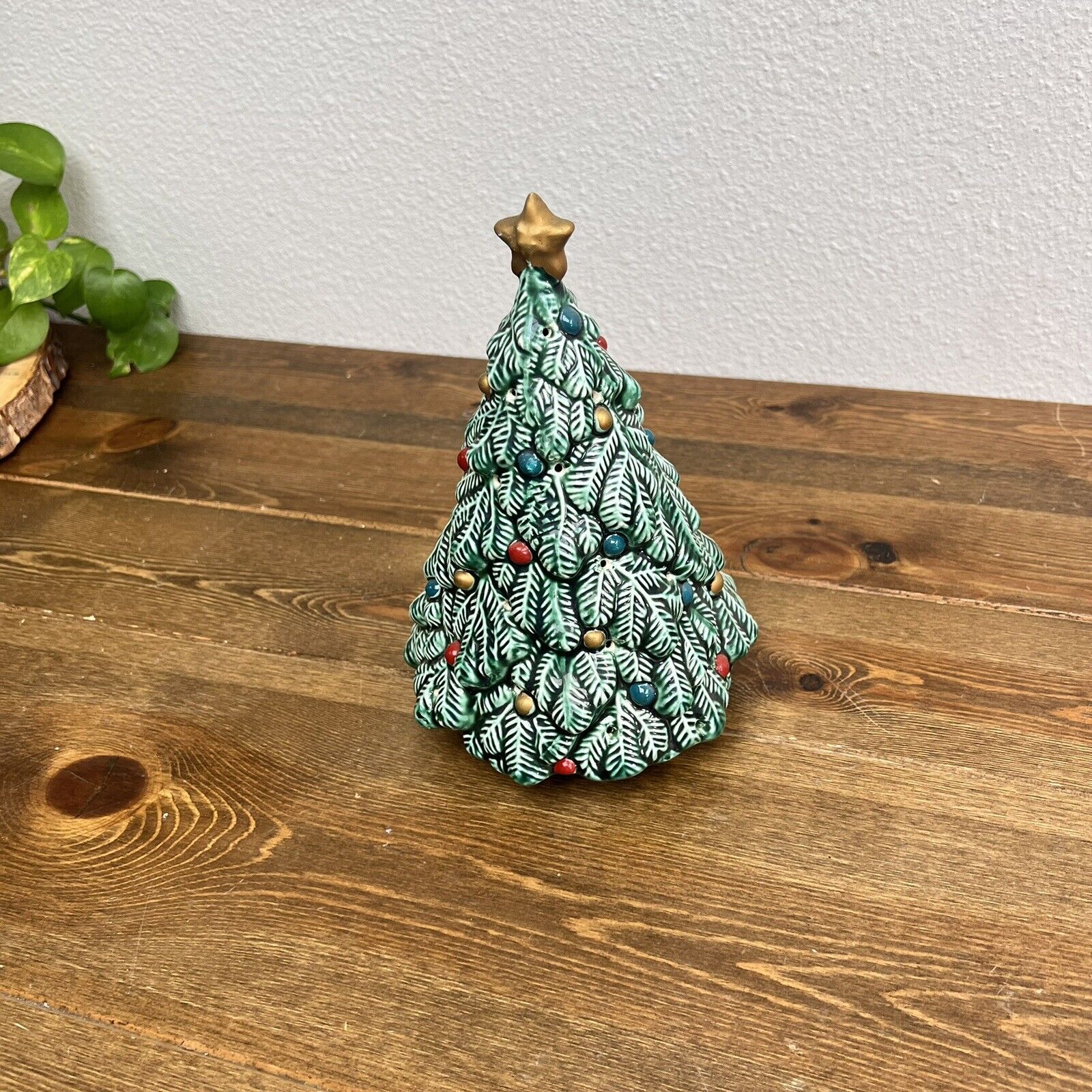 Vintage Avon Gift Collection Christmas Tree Pomander 9 in Ceramic Holiday