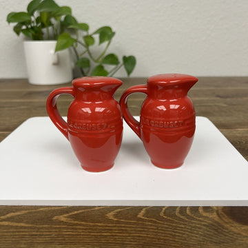 Le Creuset Cerise Red Salt And Pepper Shakers with Handles Pitcher / Jug Style