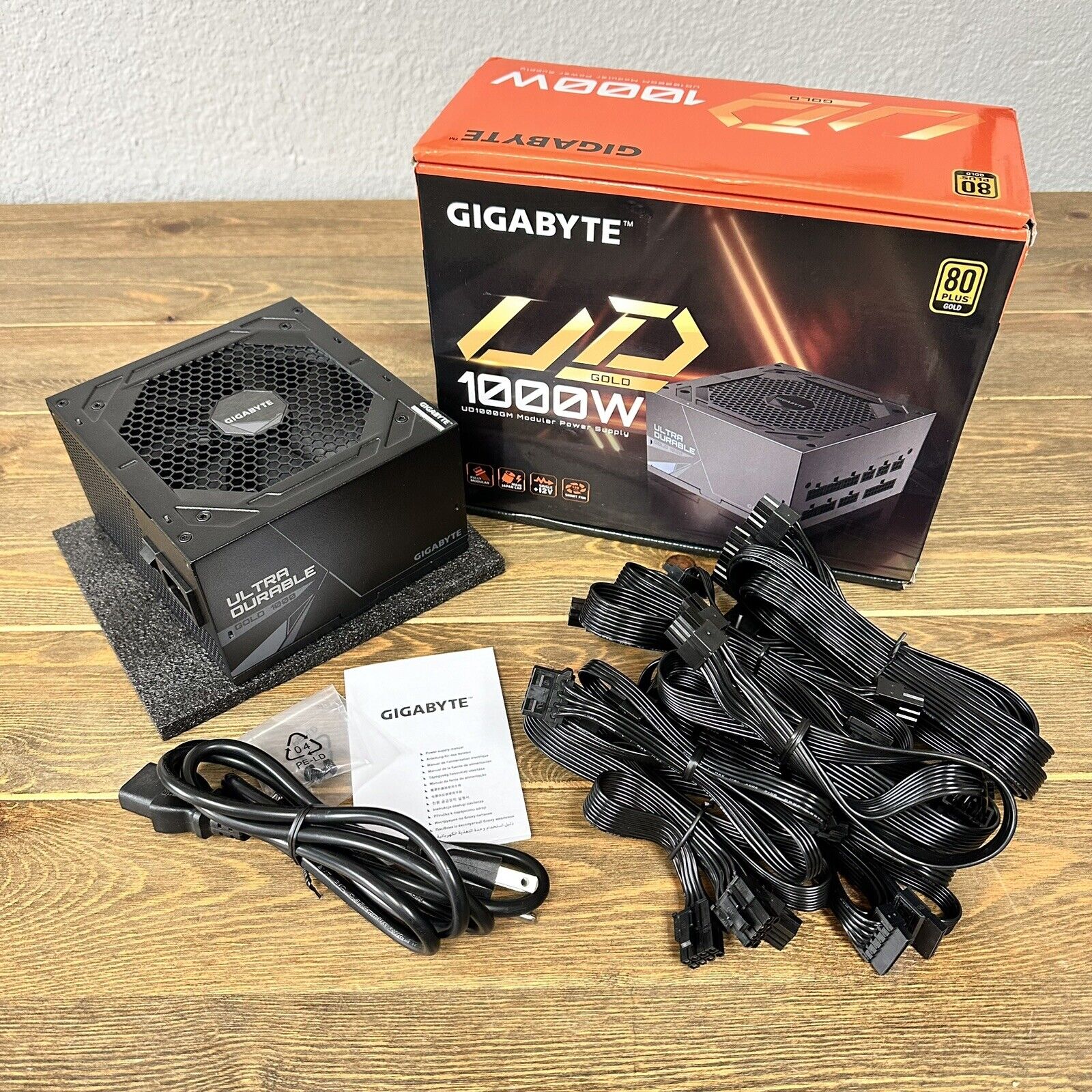 GIGABYTE 1000W 80 Plus Gold ATX Fully Modular Power Supply PSU PCIe5.0 Open Box