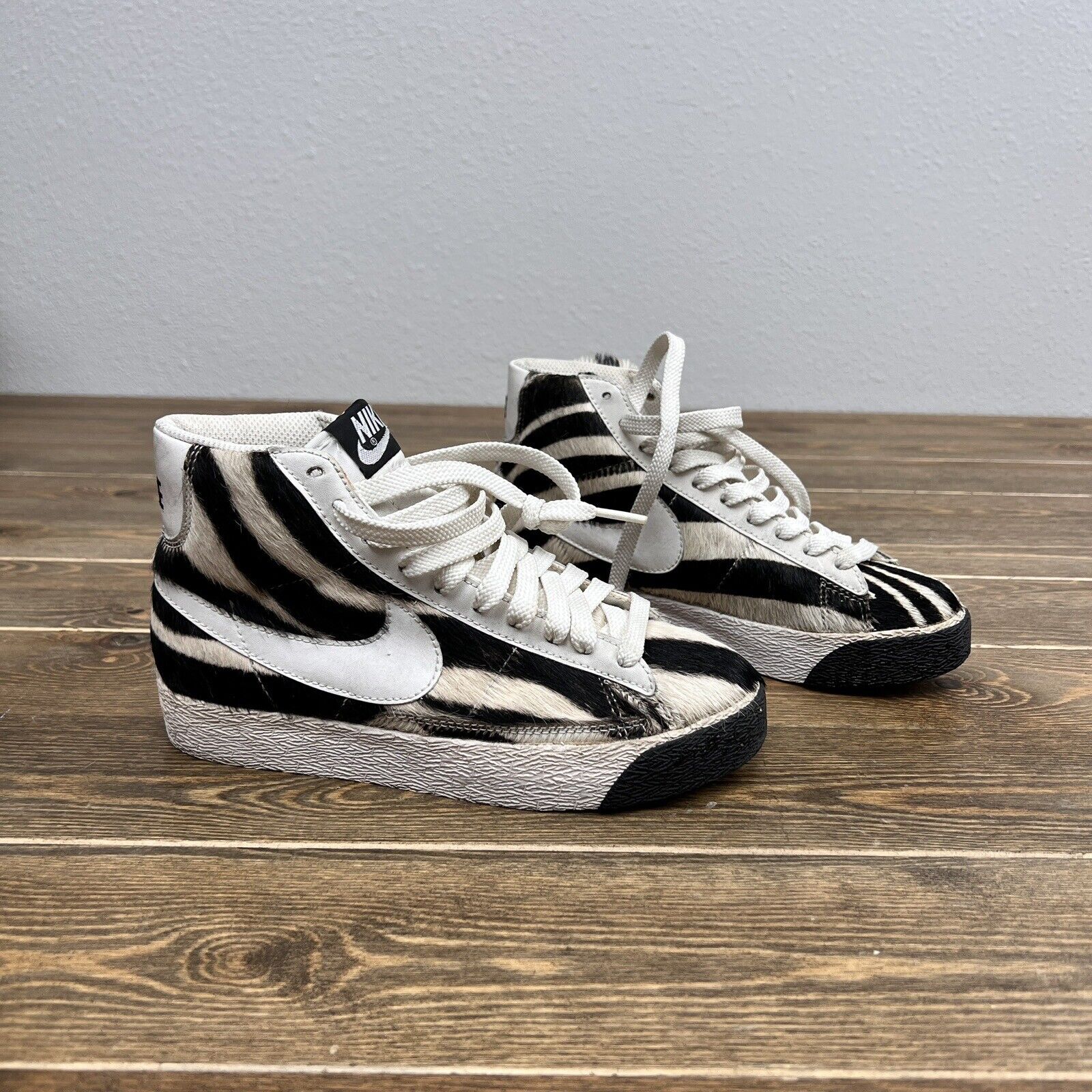 Nike Blazer Mid Premium Faux Zebra Fur Women's Sneakers shoes Size US 5