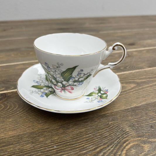 English Fine Bone China Regency Cup & Saucer Pink & White Flowers Green Leaves