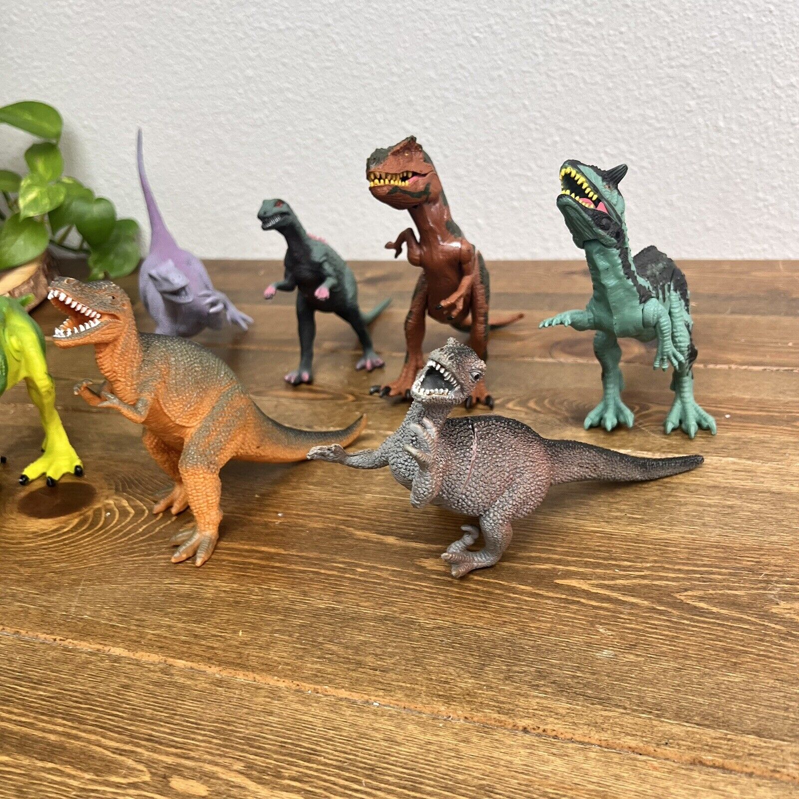 Lot of 7 Random Hard Plastic Toy  Prehistoric Dinosaurs