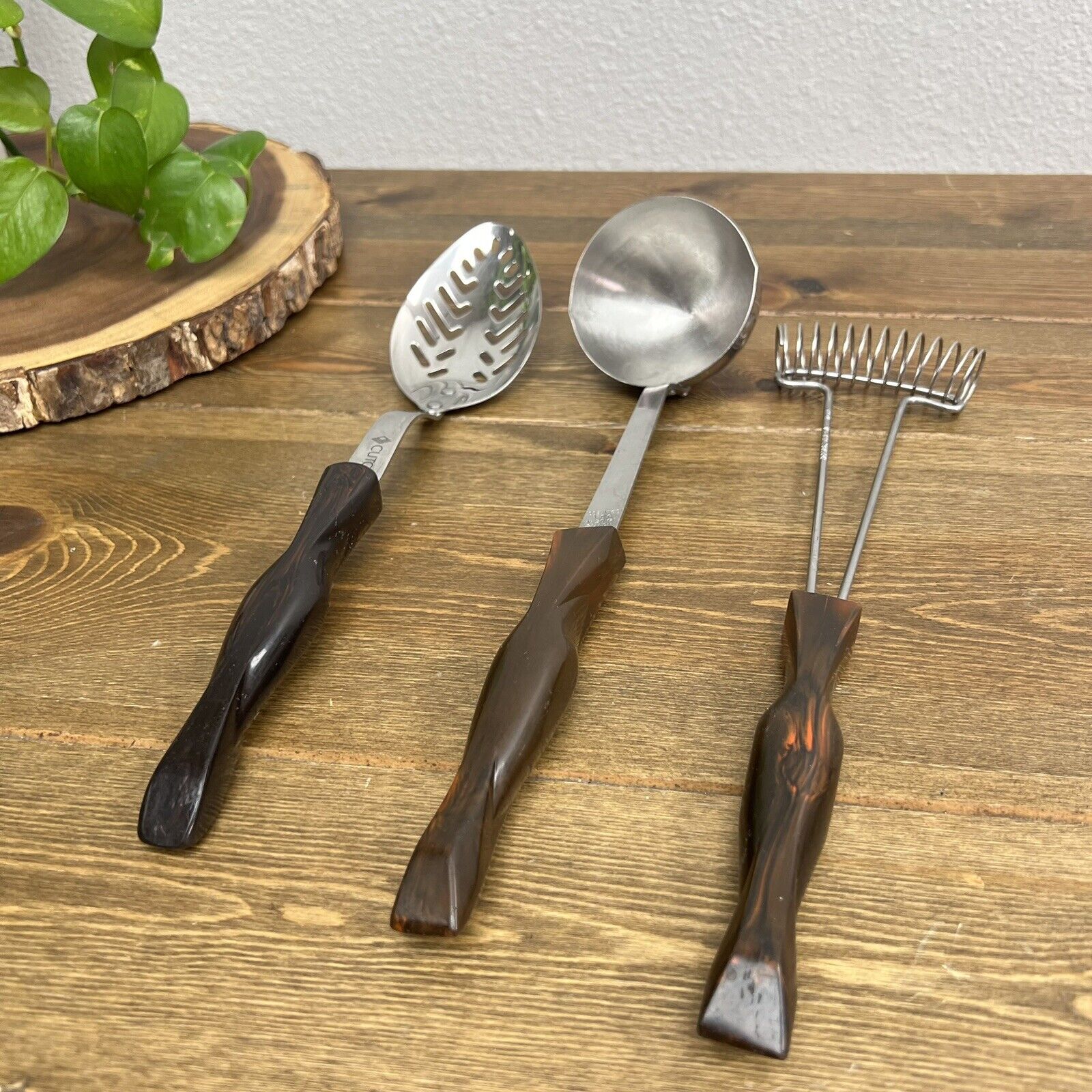 CUTCO Kitchen Utensils Set Of 3 Whisk, Ladle, Spoon, Brown Handles