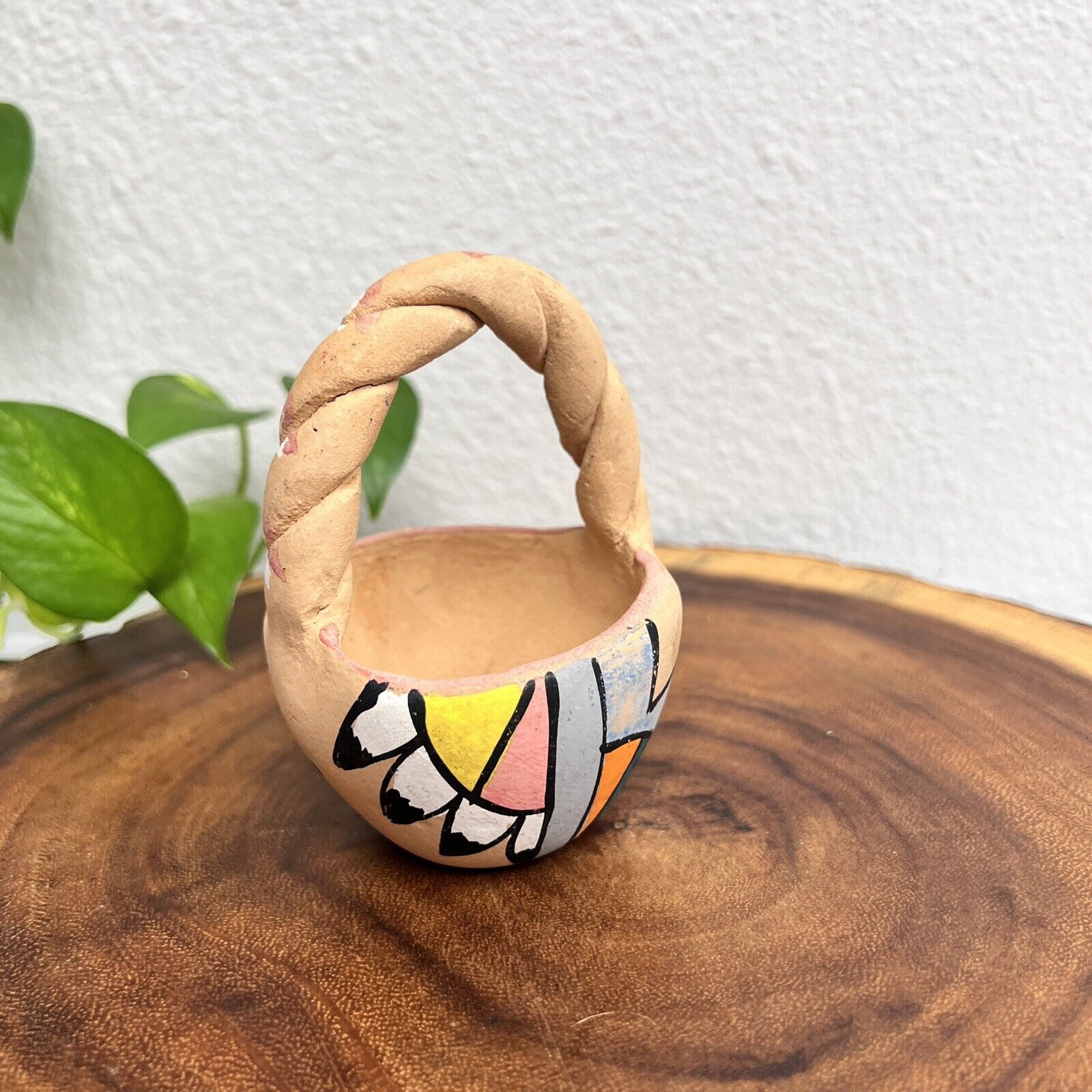 Pottery twisted handle Basket Decor