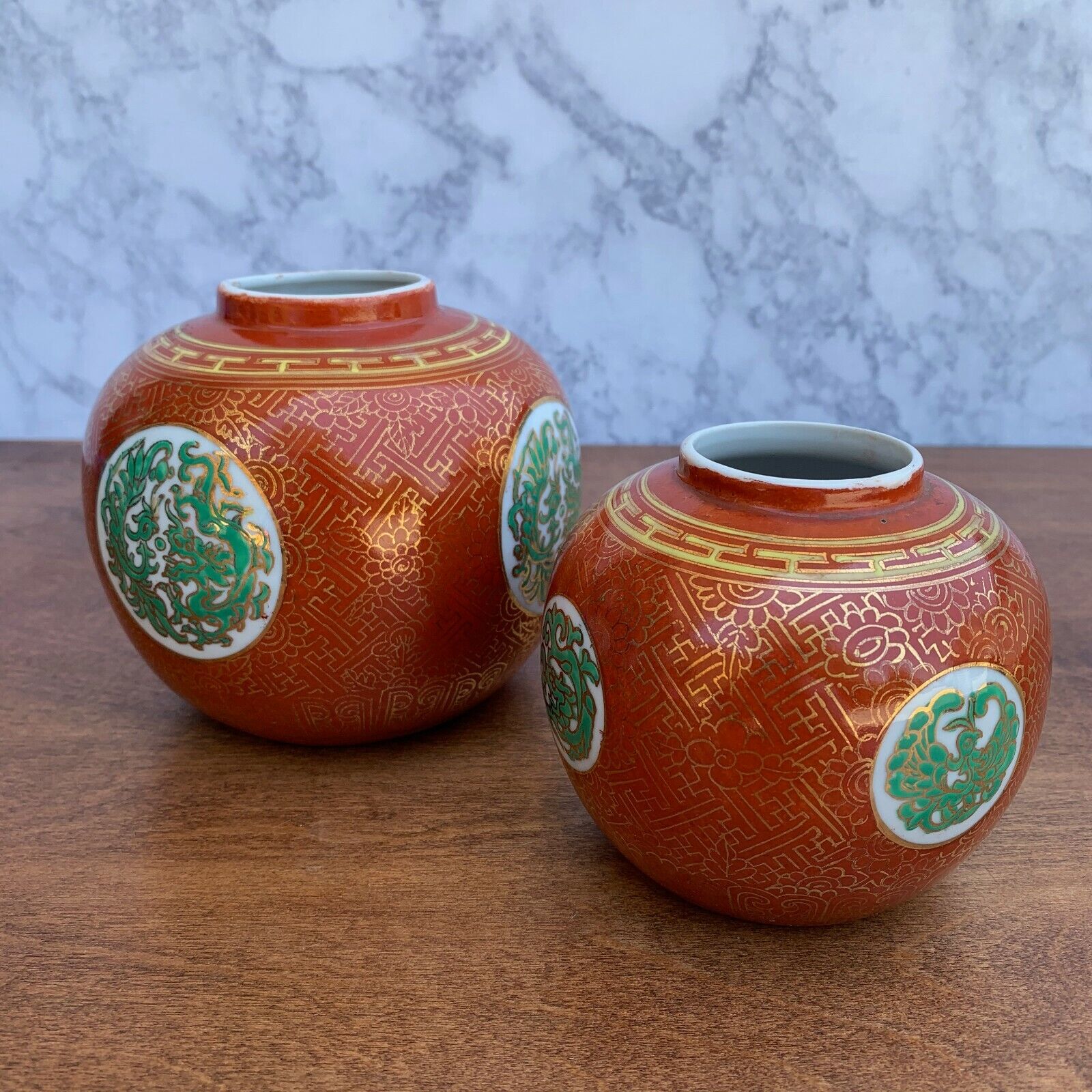 2 VINTAGE COLLECTORS JAPANESE Porcelain Vase Ginger Jars ACF Decorated Hong Kong