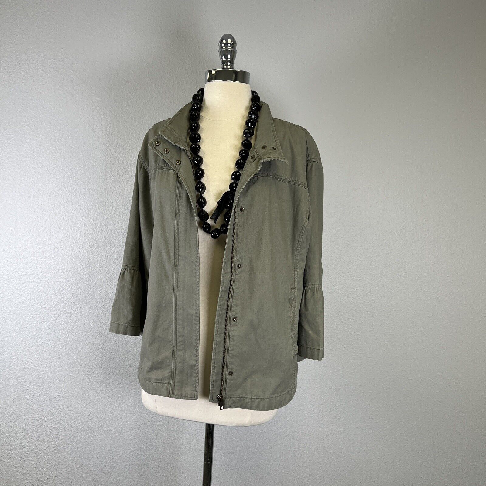 Caslon Flared Sleeve Utility Jacket - Olive Size Medium Petite