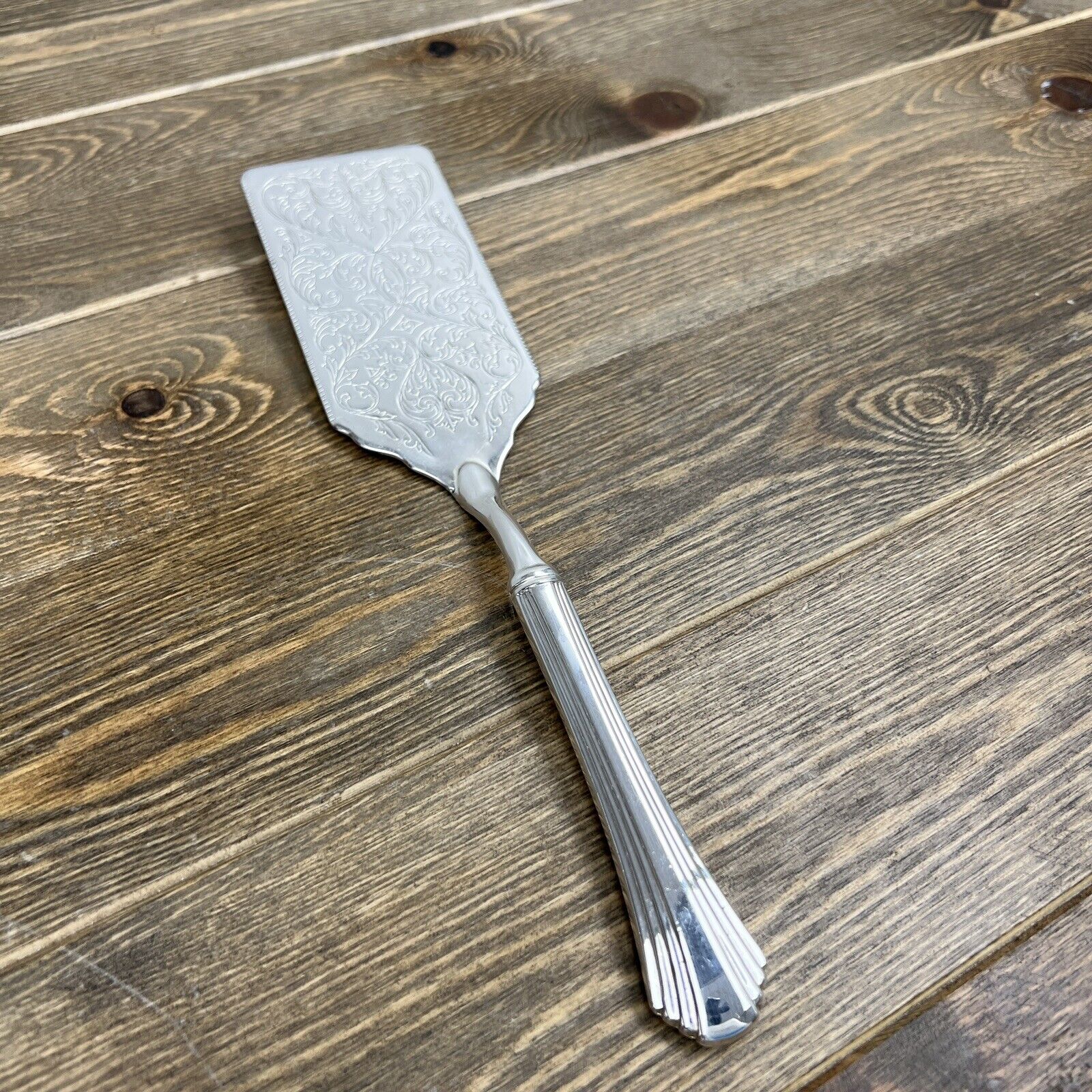 Cake Pie Server Engraved TOWLE Silversmiths Silver "Cake Knife" Server