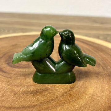 Nephrite Jade Hand Carved Kissing Lovebirds Figurine 3"x2" Green Birds Decor