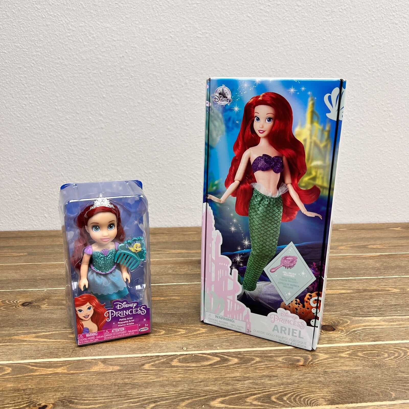 Disney The Little Mermaid Princess Ariel with Brush Classic Doll Collection Set